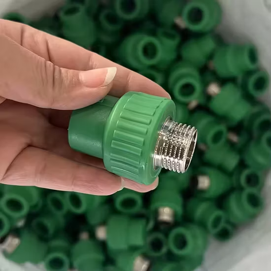 Raccords de tuyauterie Raccord de tuyauterie sous pression